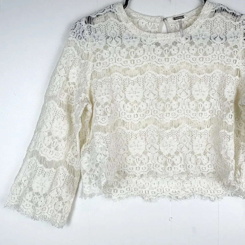 Free People Blouse Top Ivory Romantic Cropped Lace Fairycore Cottagecore, Medium